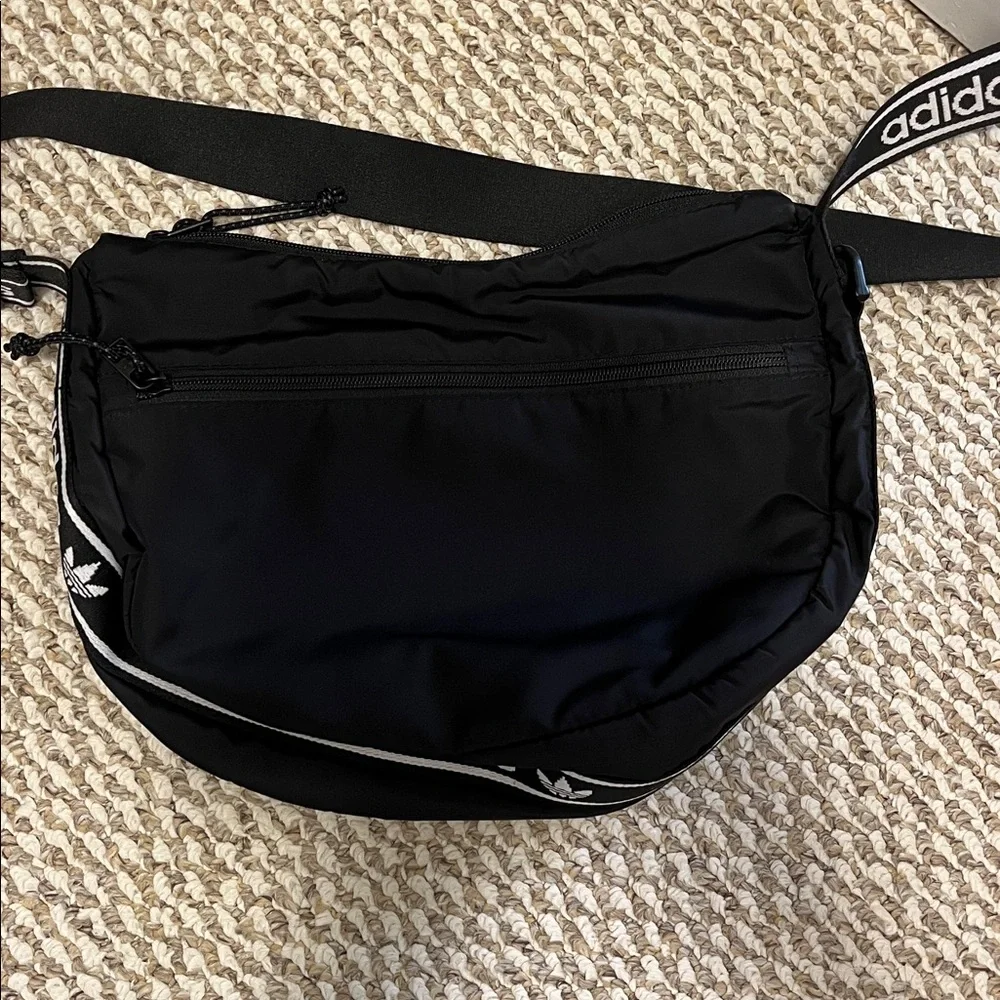 Adidas Black Crossbody Bag with Logo Strap - Picture 4 of 8